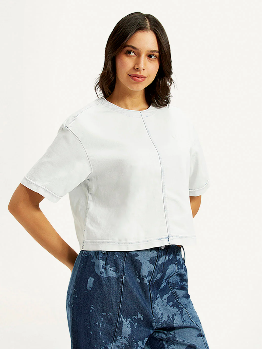 Women's Solid White Round Neck Top - Image 5