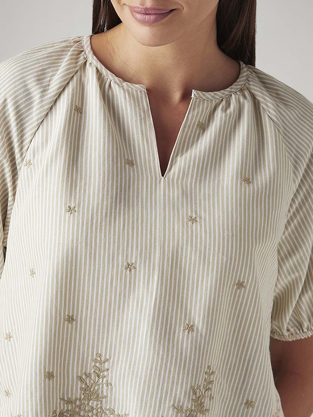 Women's Striped Beige V-Neck Top - Image 4