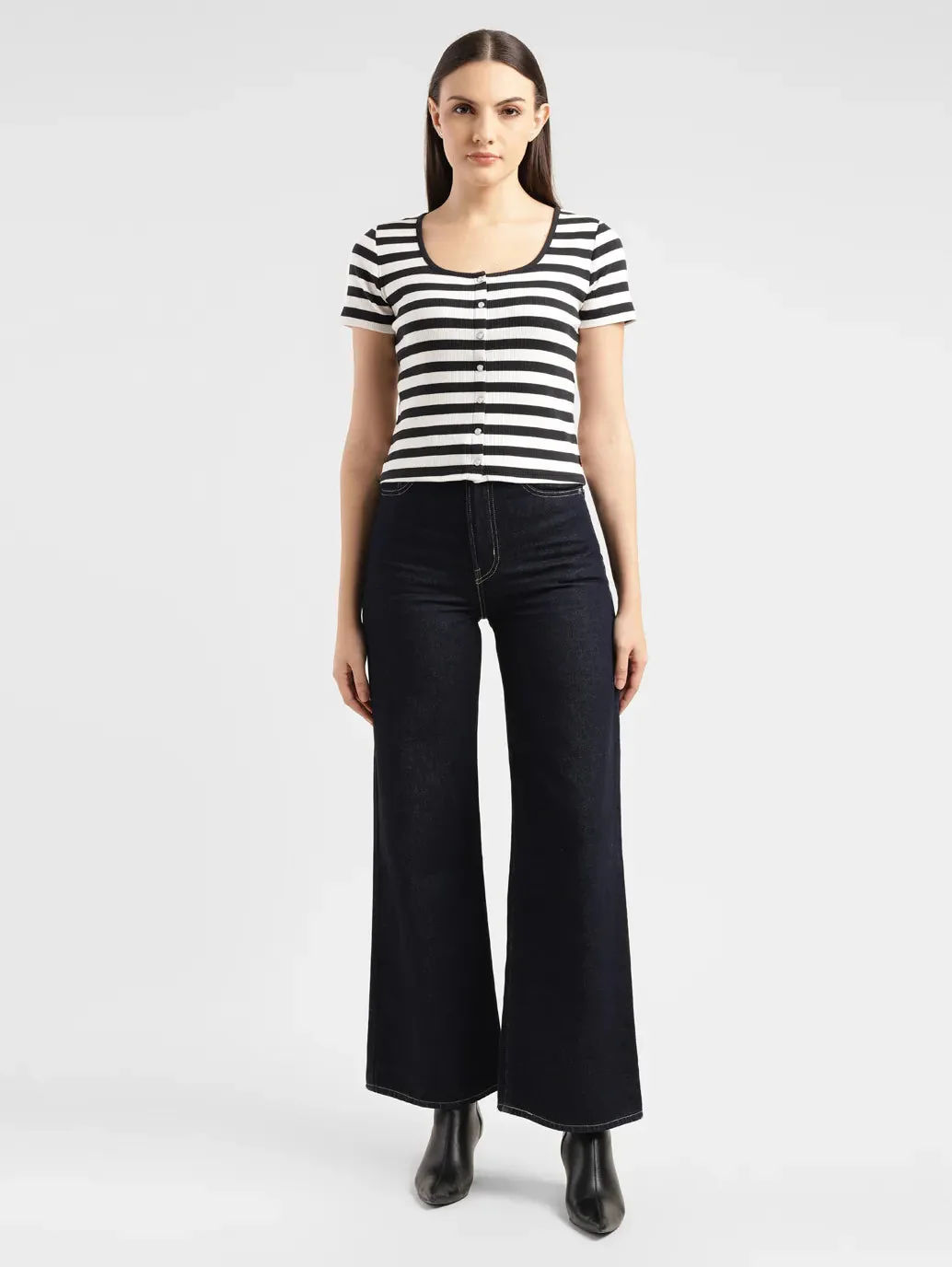 Women's Striped Black And White Scoop Neck Top - Image 7