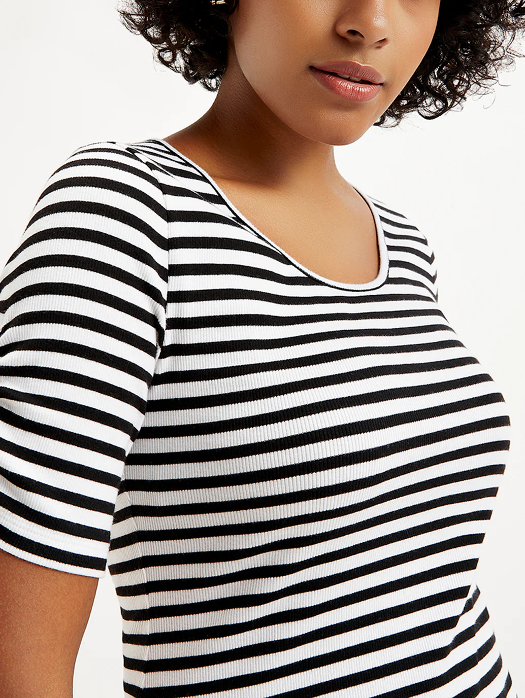 Women's Striped Black Round Neck Top - Image 5