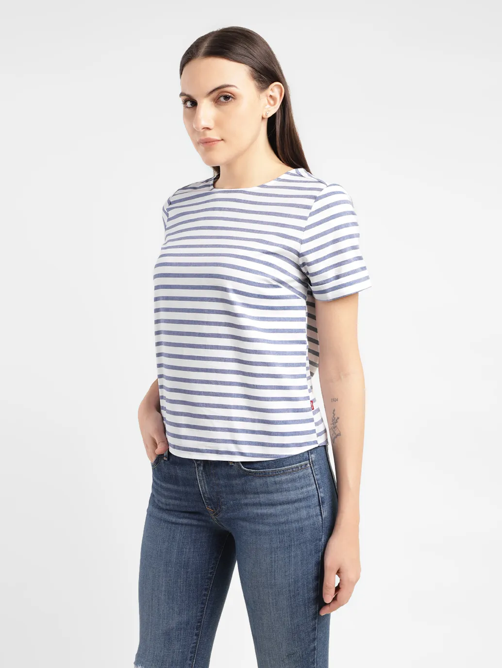 Women's Striped White Round Neck Top - Image 4