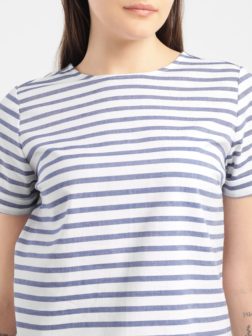 Women's Striped White Round Neck Top - Image 5