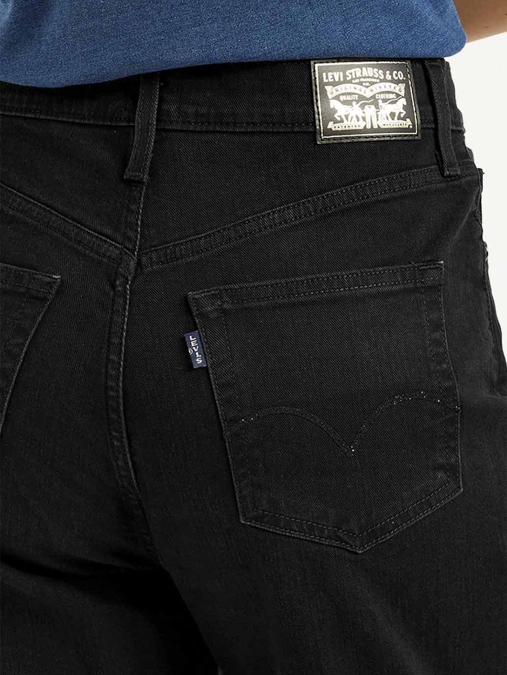Women's Black Loose Tapered Fit High Rise Jeans - Image 4