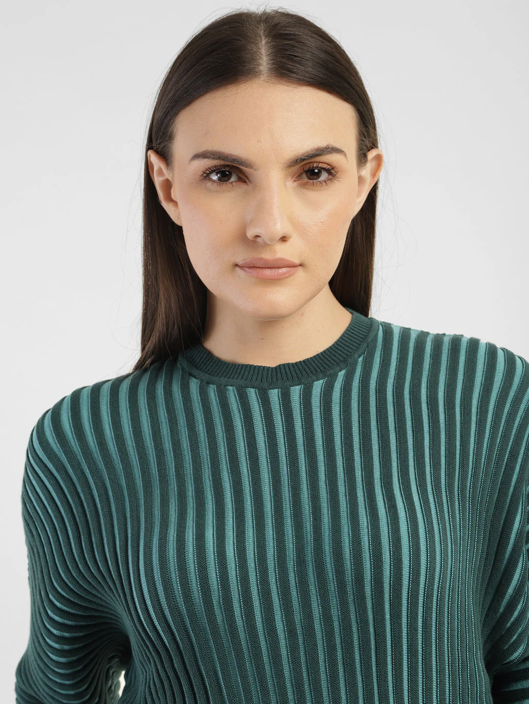 Women's Textured Green Crew Neck Sweater - Image 5