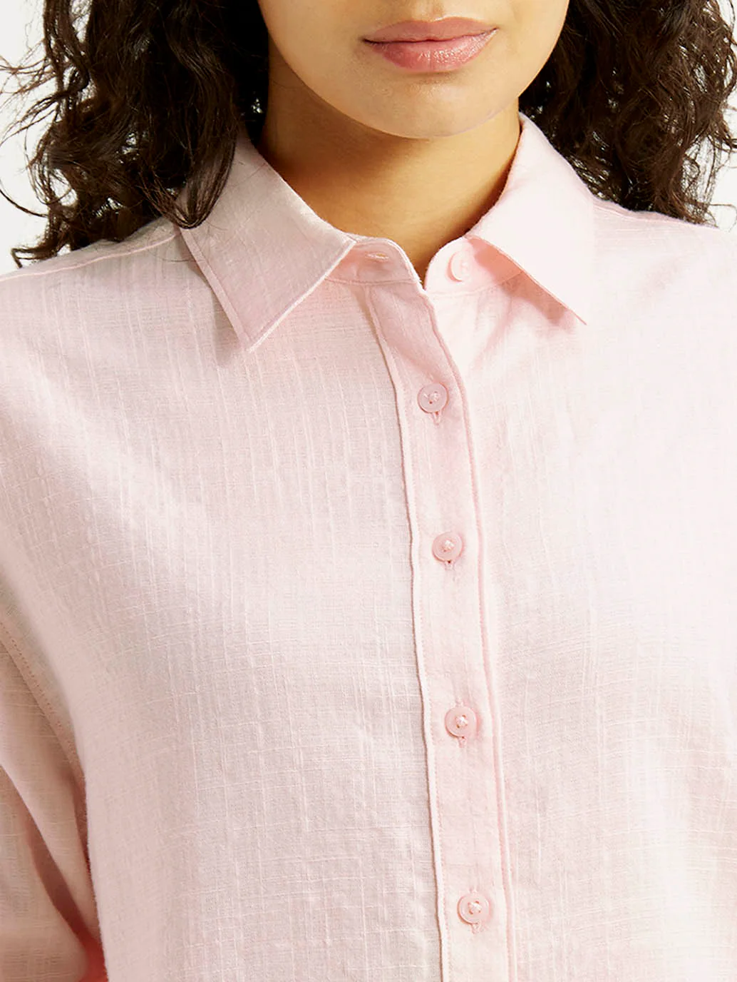 Women's Textured Light Pink Relaxed Fit Shirt - Image 3