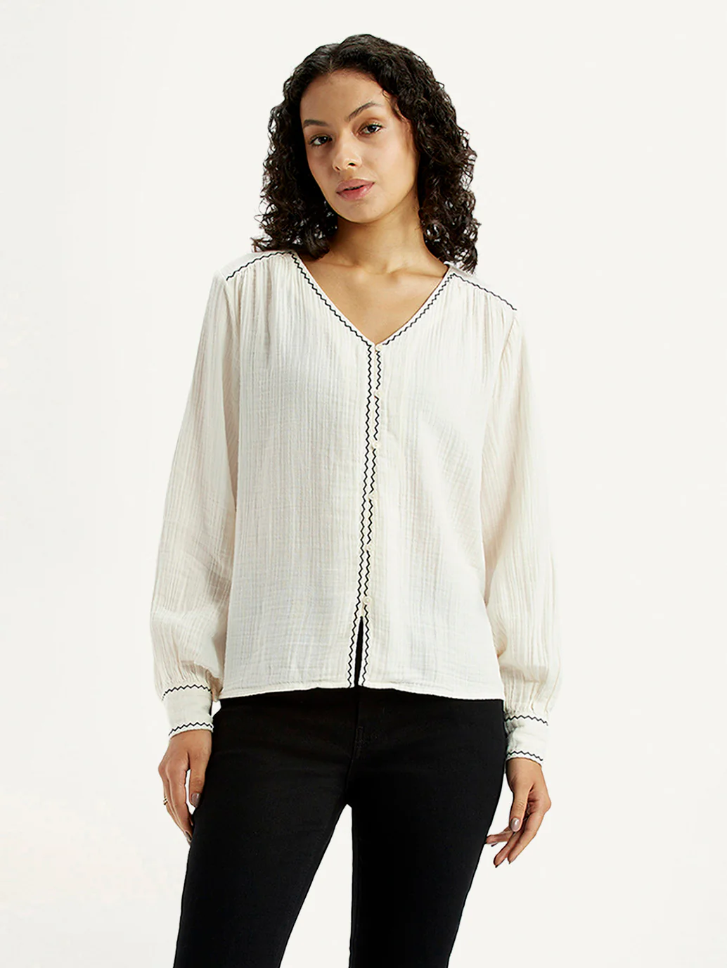 Women's Textured Off White V-Neck Top - Image 5