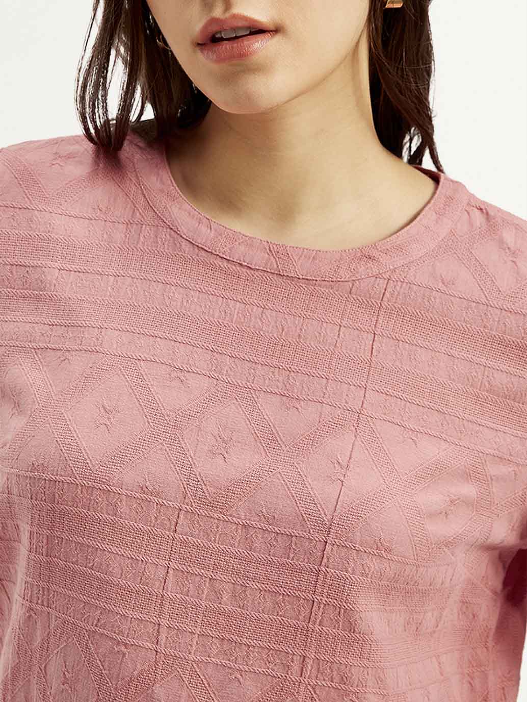 Women's Textured Pink Round Neck Top - Image 4