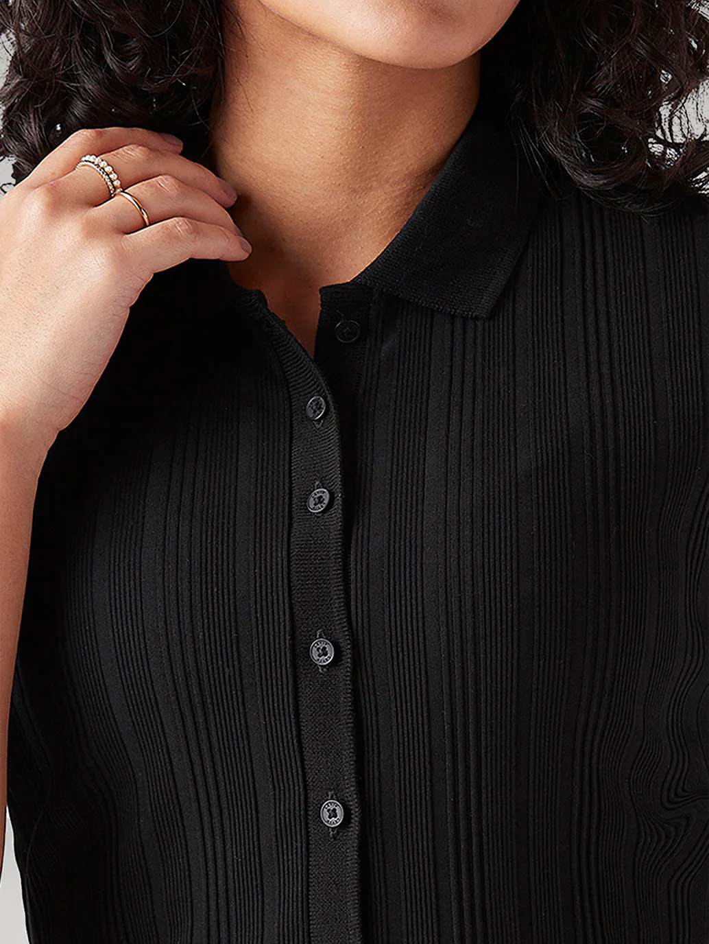 Women's Textured Slim Fit Shirt - Image 4