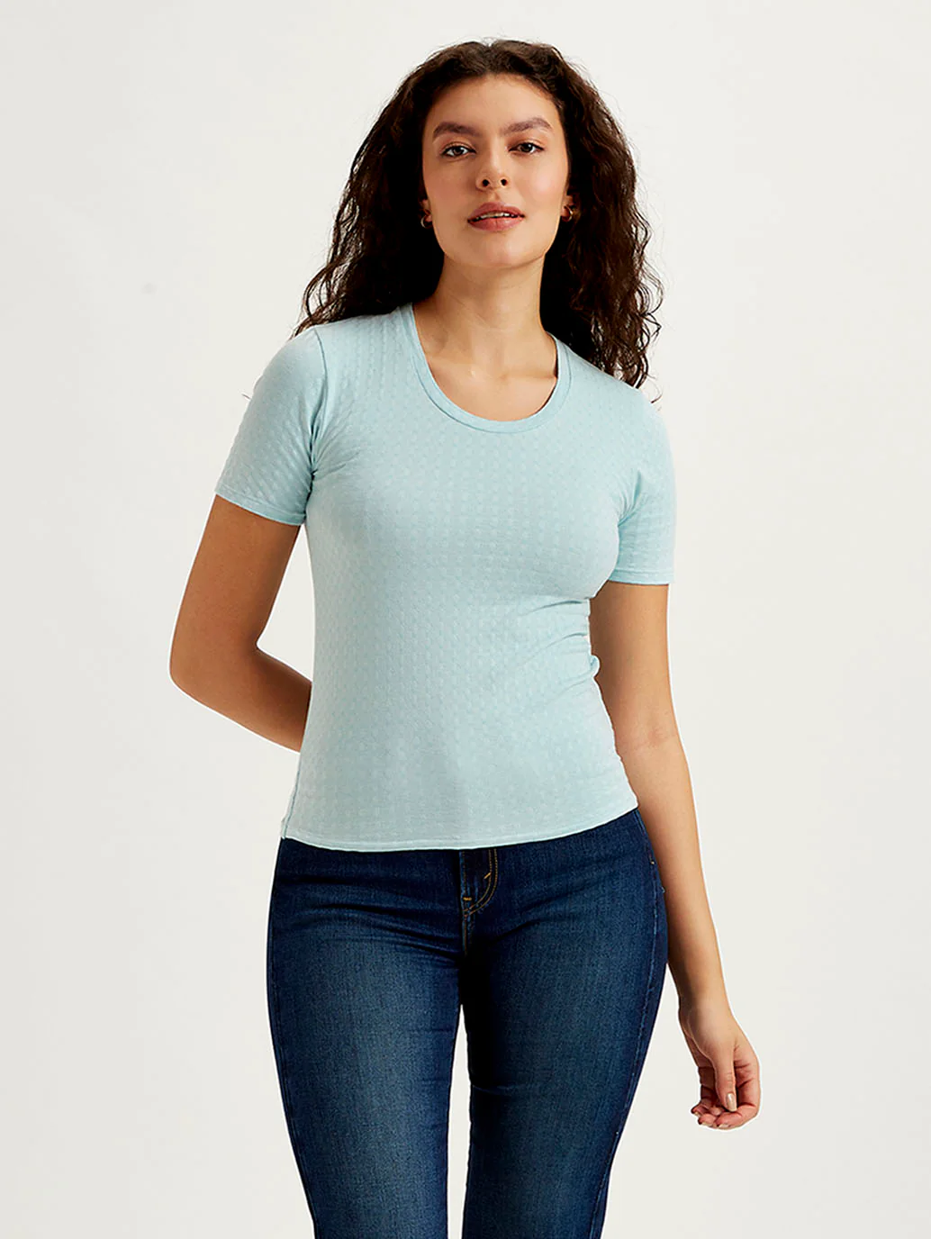 Women's Textured Slim Fit T-shirt - Image 3